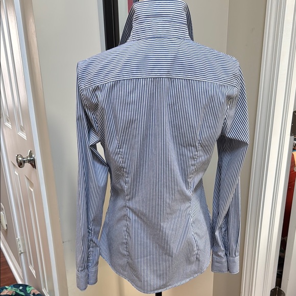 Classic Blue & White Pinstriped Fitted Long Sleeve Button Down Non-Iron Shirt - Picture 6 of 8